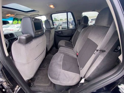 Used 2008 Chevrolet TrailBlazer LT w/ Sun And Sound Package AWD/4WD image 20