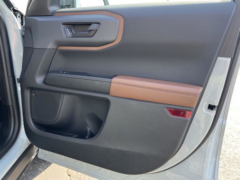 Used 2023 Ford Bronco Sport Outer Banks w/ Tech Package image 16