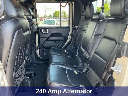 Used 2020 Jeep Gladiator Mojave AWD/4WD image 18