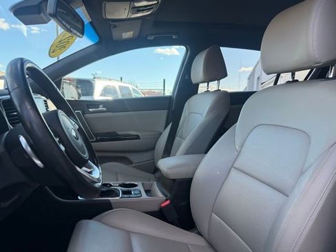 Used 2022 Kia Sportage Nightfall Edition w/ Nighfall AWD Premium Package image 8