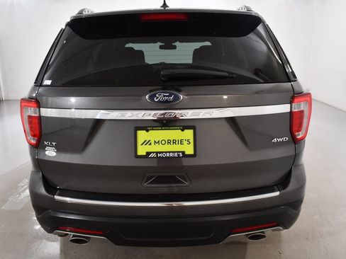 Used 2018 Ford Explorer XLT w/ Equipment Group 202A AWD/4WD image 13