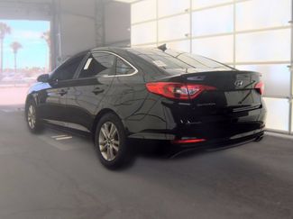 Used 2017 Hyundai Sonata SE FWD video 2