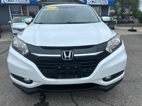 Used 2018 Honda HR-V EX image 6
