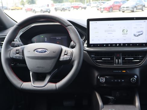 Used 2025 Ford Escape ST-Line Select w/ Tech Pack #1 AWD/4WD image 14