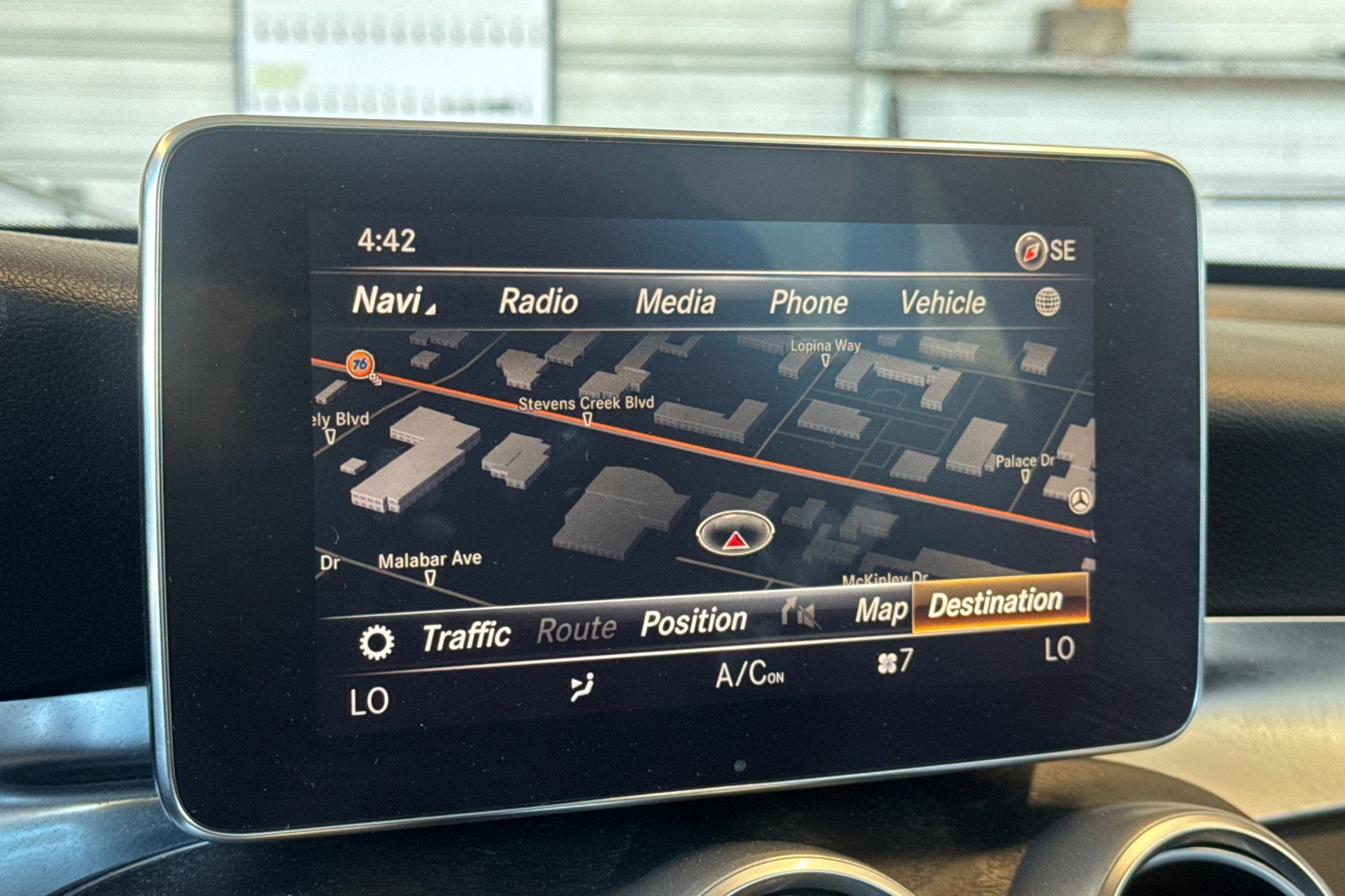 Used 2018 Mercedes-Benz GLC 350e 4MATIC image 41