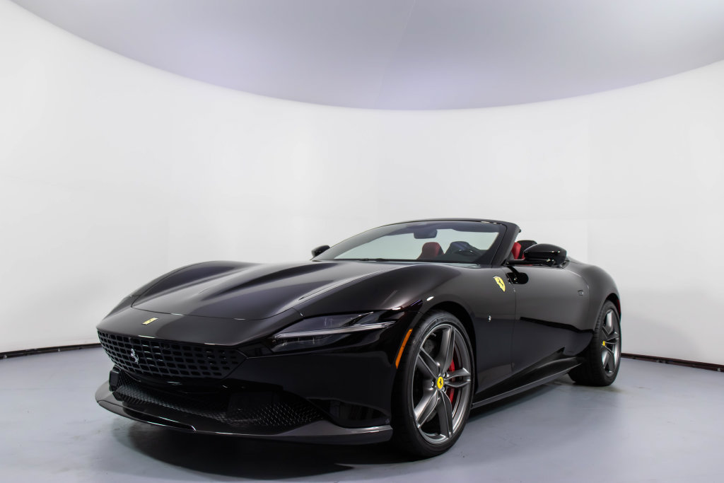 Certified 2024 Ferrari Roma Spider RWD image 29