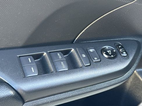 Used 2020 Honda Civic Sport image 13