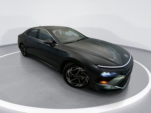 Used 2024 Hyundai Sonata SEL w/ Convenience Package image 1