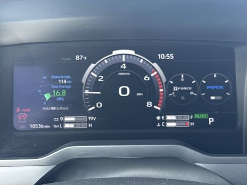 Certified 2025 Toyota Sequoia Platinum AWD/4WD image 10