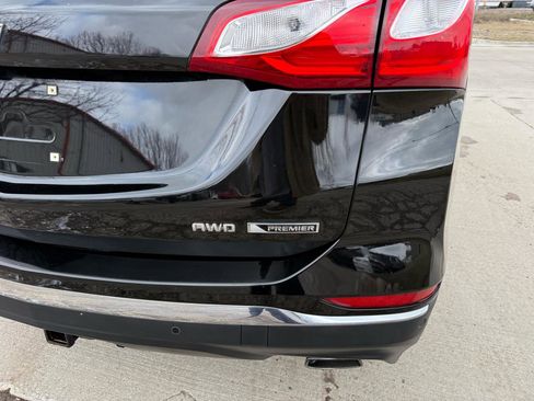 Used 2018 Chevrolet Equinox Premier image 6