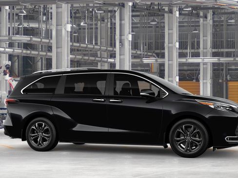 New 2026 Toyota Sienna Platinum AWD/4WD image 15