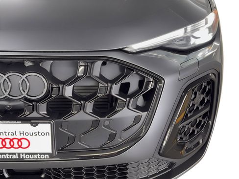 New 2025 Audi SQ5 Premium Plus image 11