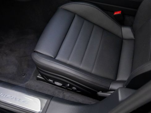 New 2026 Porsche Panamera 4 AWD/4WD image 17