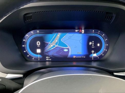 Certified 2025 Volvo XC60 B5 Plus image 29