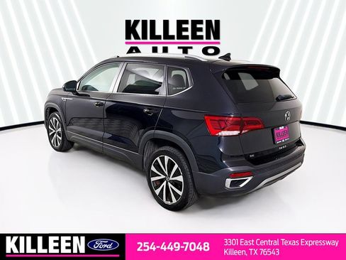 Used 2022 Volkswagen Taos SE w/ IQ.Drive SE Package FWD image 7