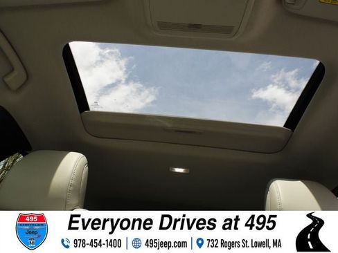 Used 2022 MAZDA CX-30 AWD 2.5 S w/ Premium Package image 18