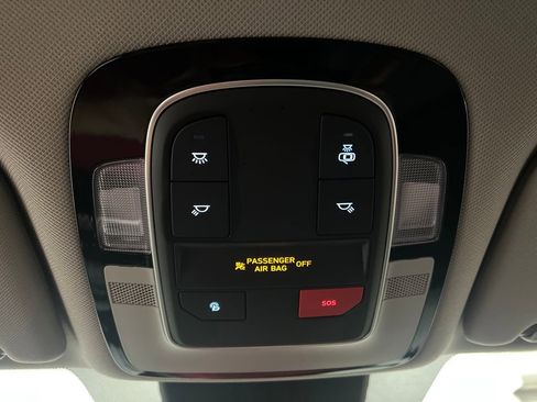 Used 2023 Hyundai Santa Fe SEL FWD image 23