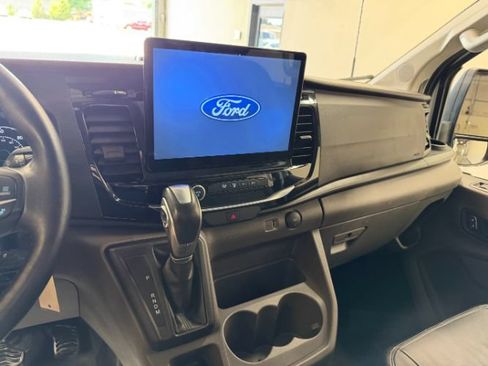 Used 2023 Ford Transit 350 XLT RWD image 13