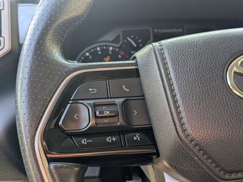 Used 2022 Toyota Tundra SR5 w/ SR5 Convenience Package image 12