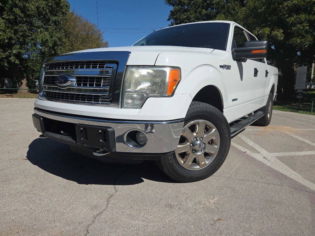 Used 2013 Ford F150 XLT w/ XLT Chrome Pkg AWD/4WD image 1