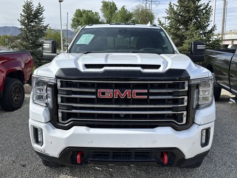 Used 2022 GMC Sierra 2500 AT4 w/ AT4 Preferred Package image 4