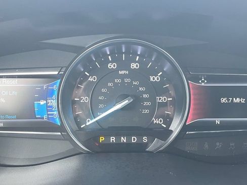 Used 2017 Ford Explorer XLT w/ Equipment Group 202A FWD image 19