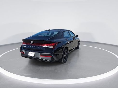 New 2026 Hyundai Elantra Sport image 9