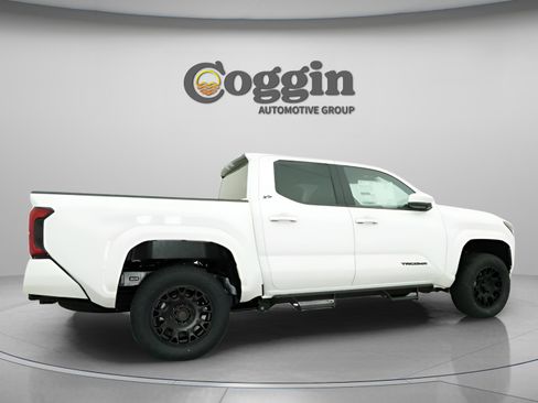 New 2026 Toyota Tacoma SR5 AWD/4WD image 20