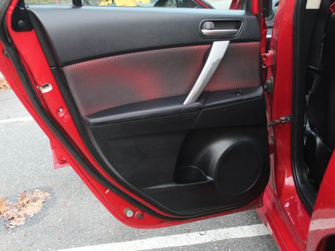 Used 2013 MAZDA MAZDA3 Touring image 12