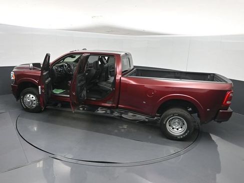 Used 2020 RAM 3500 Limited AWD/4WD image 58