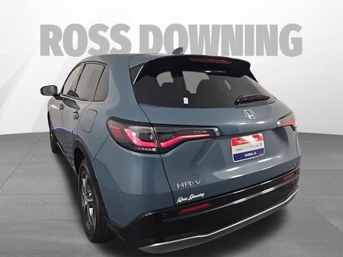 Used 2025 Honda HR-V EX-L image 6