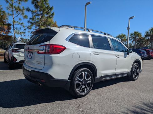 Certified 2023 Subaru Ascent Limited w/ Technology Package image 4