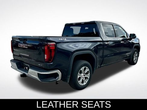 Used 2025 GMC Sierra 1500 SLT image 6