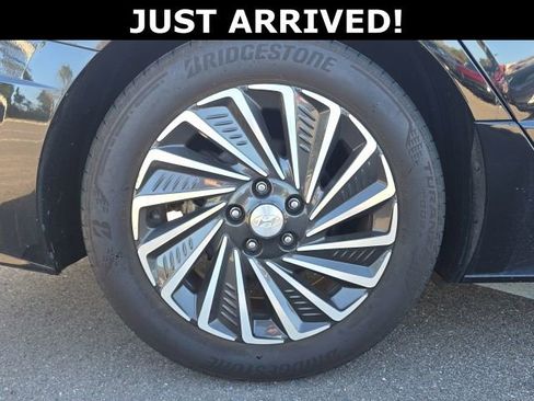Used 2023 Hyundai Sonata Limited image 6