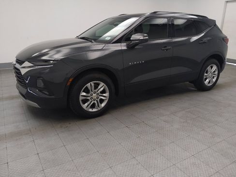 Used 2020 Chevrolet Blazer LT w/ Sound & Technology Package FWD image 2