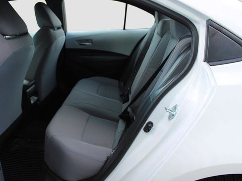 Certified 2023 Toyota Corolla SE image 32