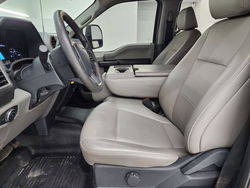 Used 2022 Ford F250 XL w/ STX Appearance Package image 8