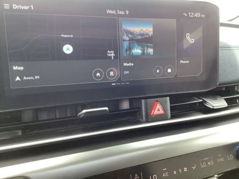 Used 2025 Kia Carnival SX Prestige FWD image 34
