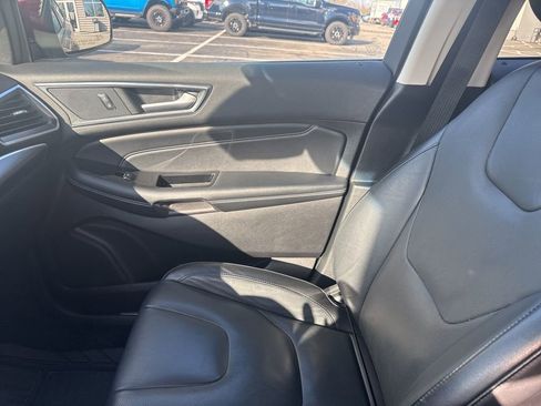 Used 2018 Ford Edge Titanium w/ Equipment Group 301A image 16