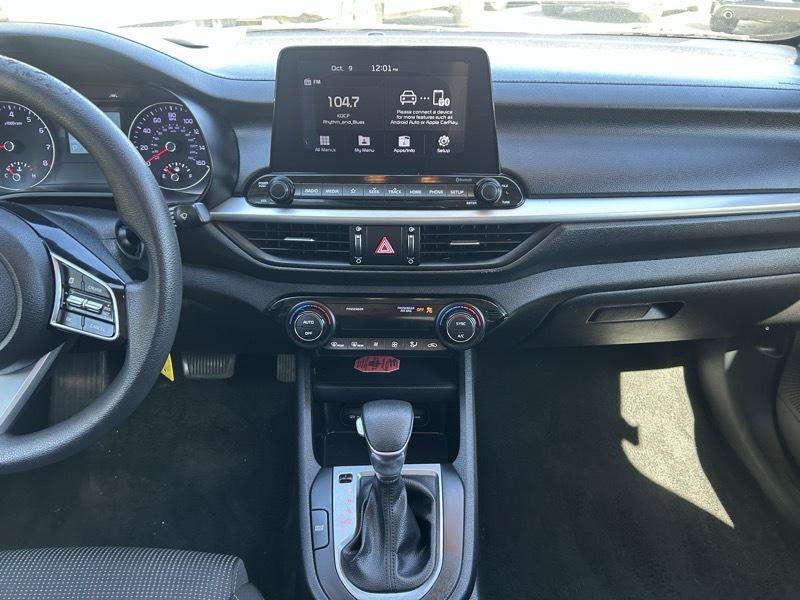 Used 2019 Kia Forte LXS FWD image 11