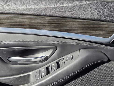 Used 2016 BMW 550i xDrive 550i xDrive image 23