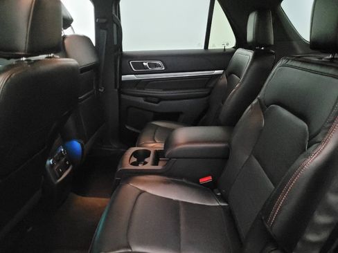 Used 2016 Ford Explorer Sport w/ Equipment Group 401A AWD/4WD image 18