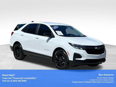 Used 2023 Chevrolet Equinox LS w/ LS Convenience Package FWD image 4