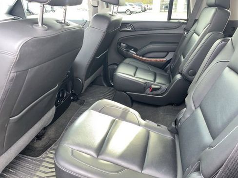 Used 2018 Chevrolet Tahoe Premier AWD/4WD image 11