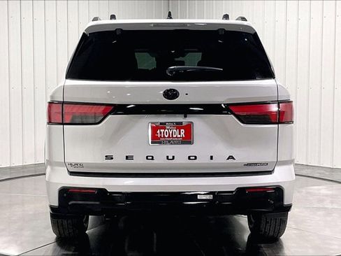 New 2026 Toyota Sequoia Platinum AWD/4WD image 4