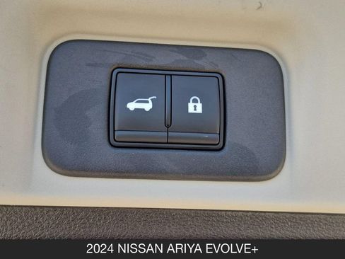 Used 2024 Nissan Ariya FWD image 26