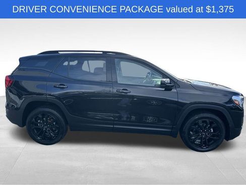 Used 2021 GMC Terrain SLE w/ Driver Convenience Package image 7