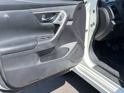 Used 2016 Nissan Altima 2.5 S w/ Power Driver Seat Package FWD image 23