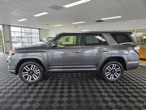 Used 2022 Toyota 4Runner Limited image 6