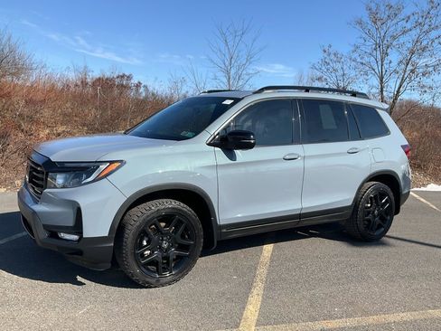 Used 2024 Honda Passport Black Edition image 30